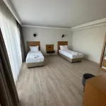 Nova Butik * Cesme