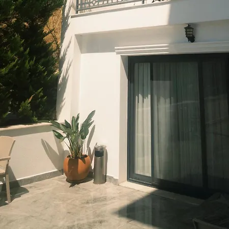 Nova Butik Otel *